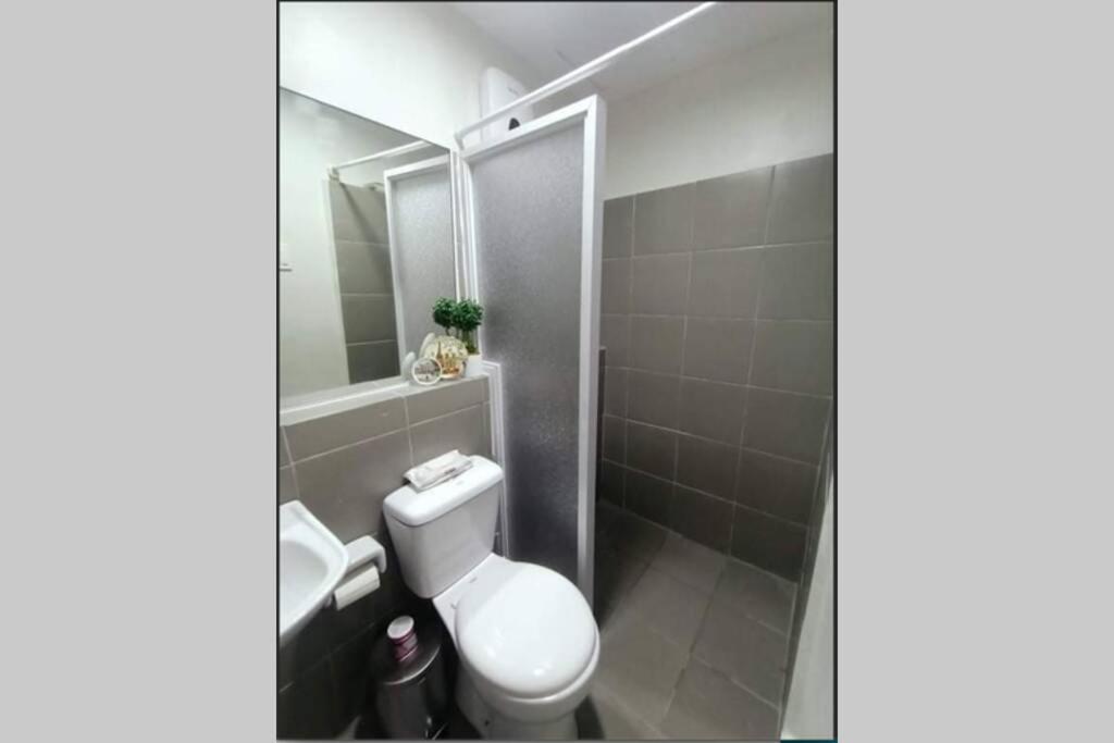 Condo Unit In Camella Manors Bacolod Exterior foto